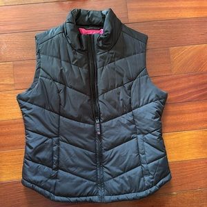 Black Size Large Aeropostale Puffer Vest